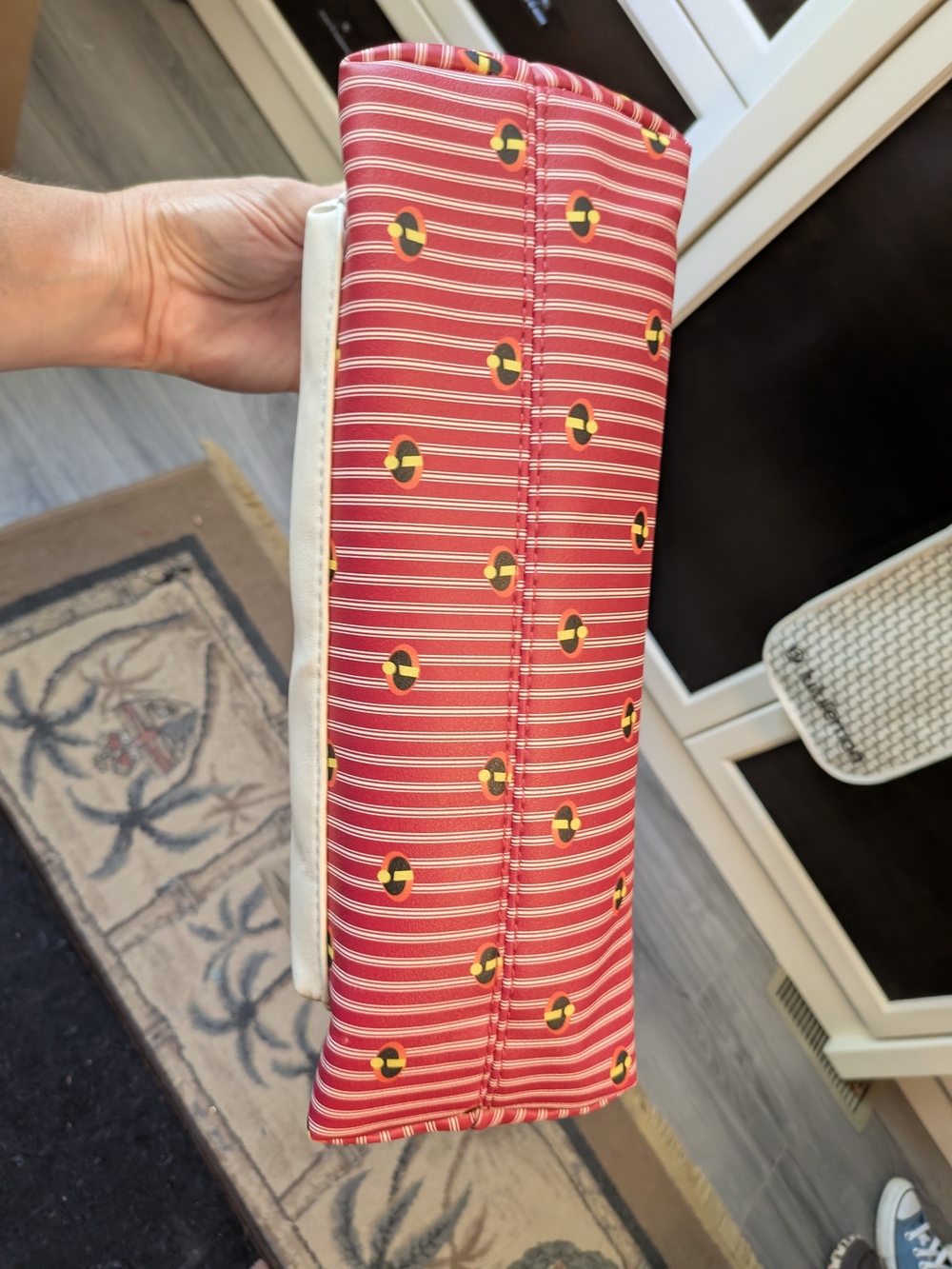 Pixar X Primark Disney The Incredibles Cosmetic Bag - Picture 6 of 11